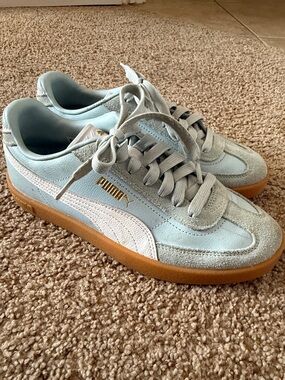 Puma Pale Blue Suede Sneakers with White Stripe and Gum Sole